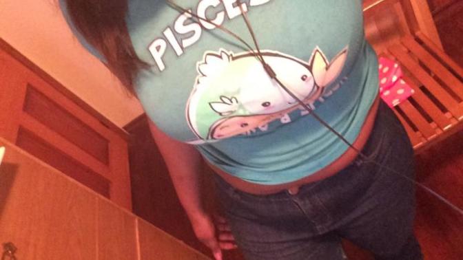 Do guys even like plain girls anymore?