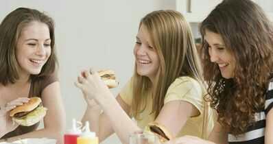 What food do girls like to eat?