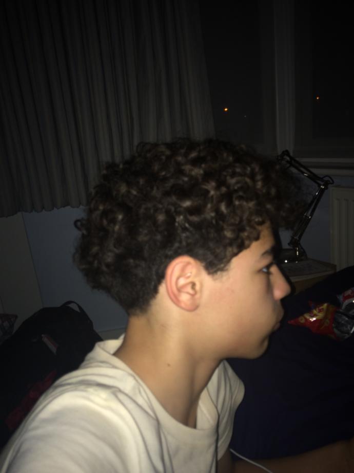 Girls, which hair cut would suit me best?