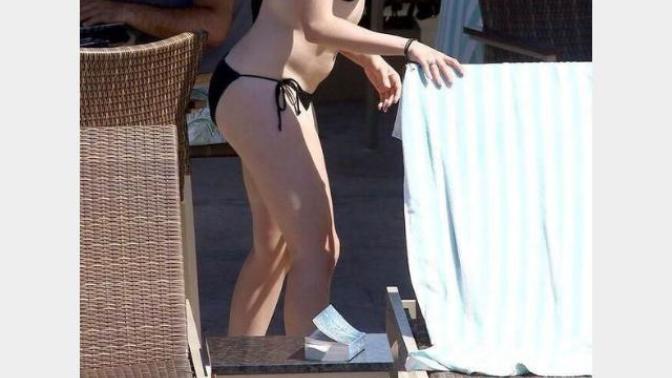 Would you guys mind this body type on a girl?
