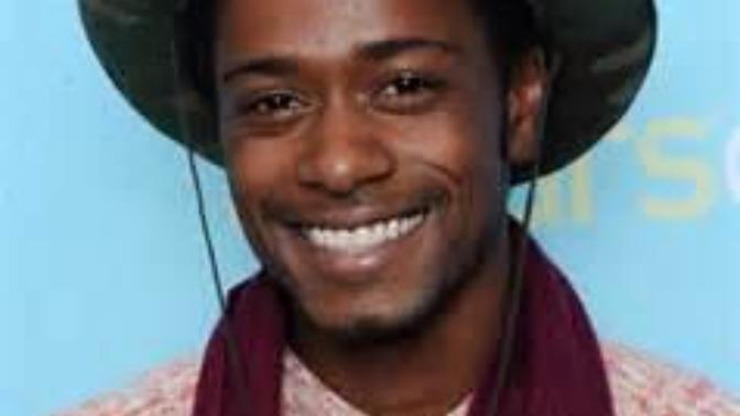 Would you date this man or not?
