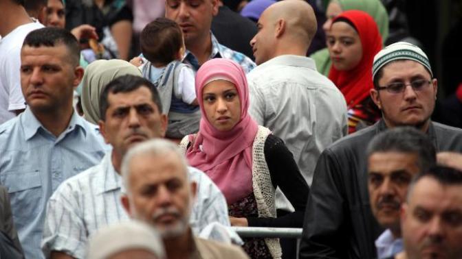 Is it true that's more Muslims than Christians and Jews who express their religion through religious clothes, if that's true, why do they do it?