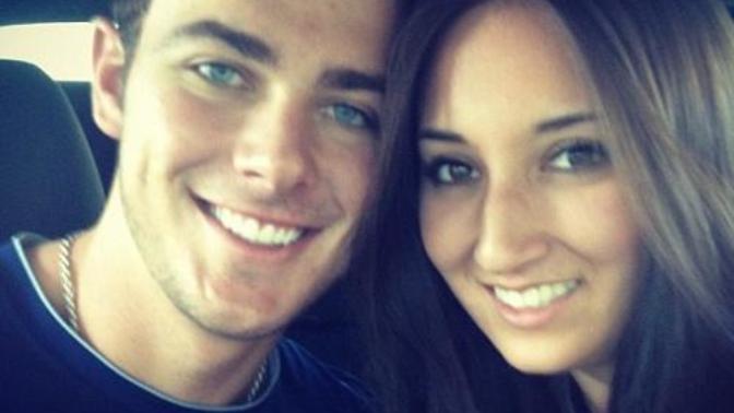 Why is Kris Bryant married to such an average woman like Jessica Delp?