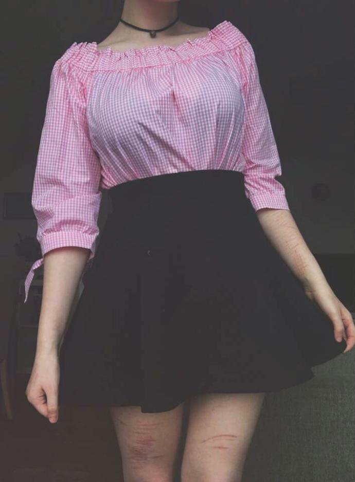 🌙 How does this outfit look?