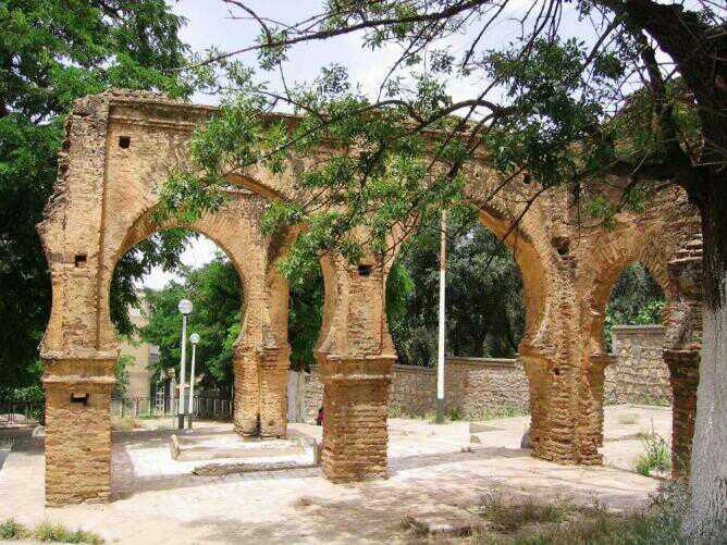 do you know Algeria? if yes then what do you know about it??