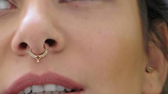 Would I suit a Septum piercing? (Pics)?