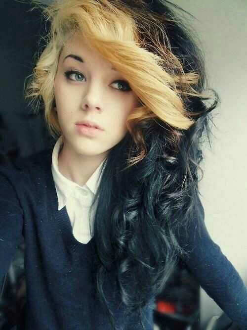 Guys, which hairstyle??