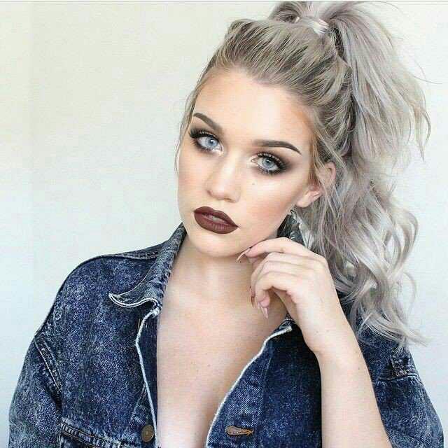 Guys, which hairstyle??