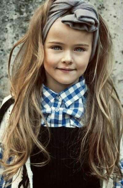 Guys, which hairstyle??
