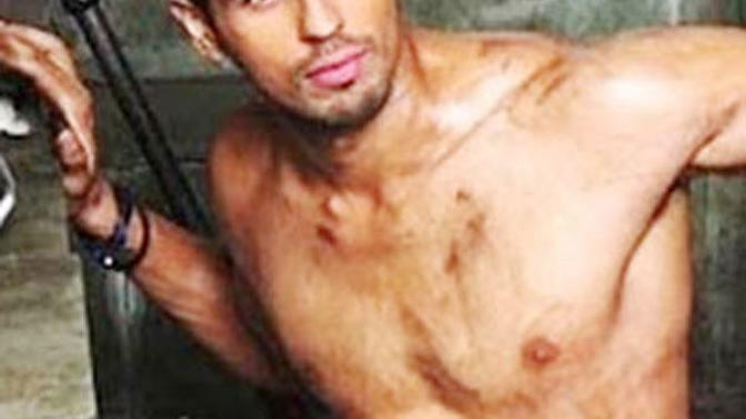 If this Indian guy was in town, will all the guys get jealous that their girls will be running for him?