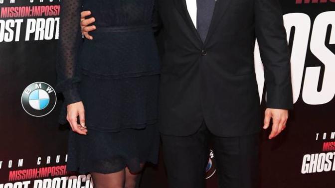 Do you laugh when you see a woman taller than her bf?