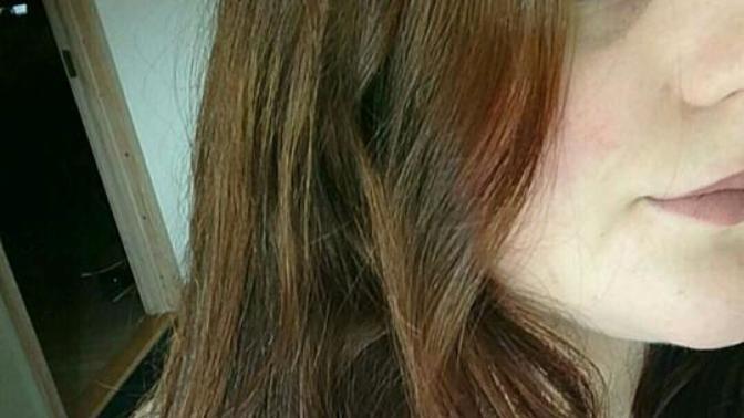 Should I let my hair grow out or dye it?