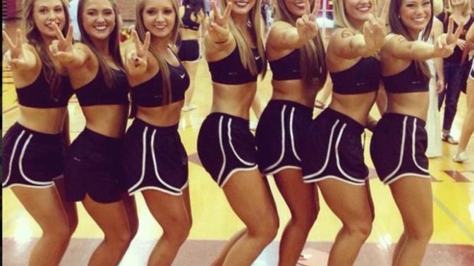 In practice should cheerleaders wear spandex shorts or running shorts?