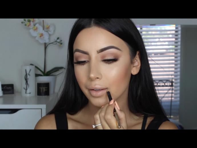 which makeup look of these pics is your favorite and why?