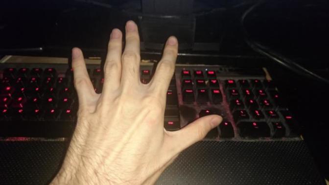 Girls, do I have small hands?