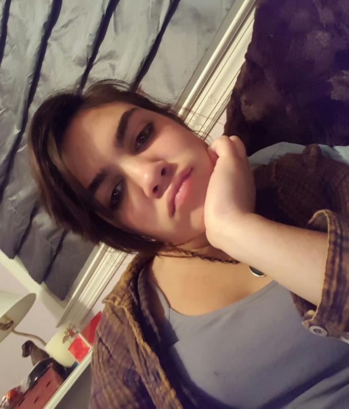 Which girl is prettier? Which do you find most attractive and why?