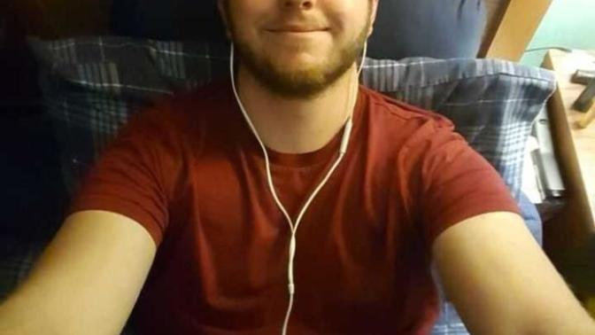 Girls, honest opinion about my looks?