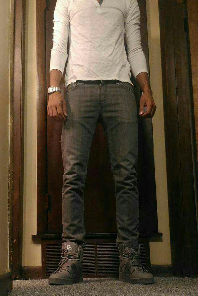 Skinny Guy Style Suggestions??