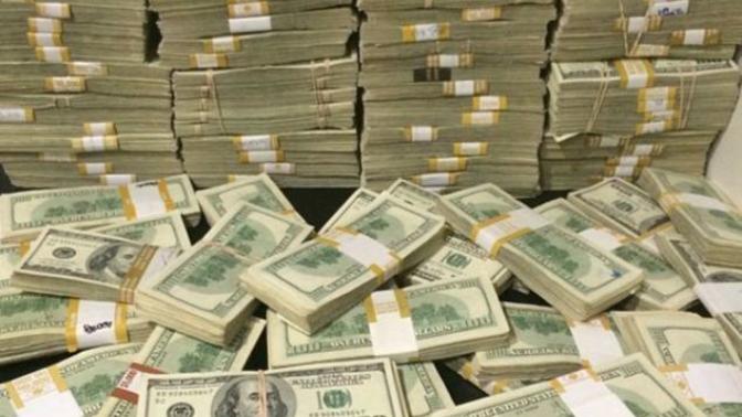 Guys, If you had to choose between being Very RICH, or being Very HANDSOME, what would you choose? And why?