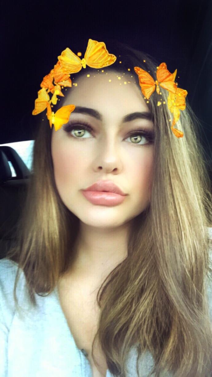 do you like my hair better dark or light?