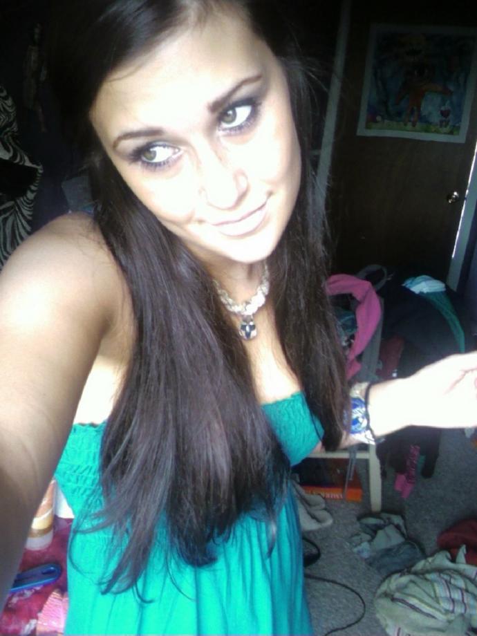 Guys, am I more stunning with short hair or long hair?