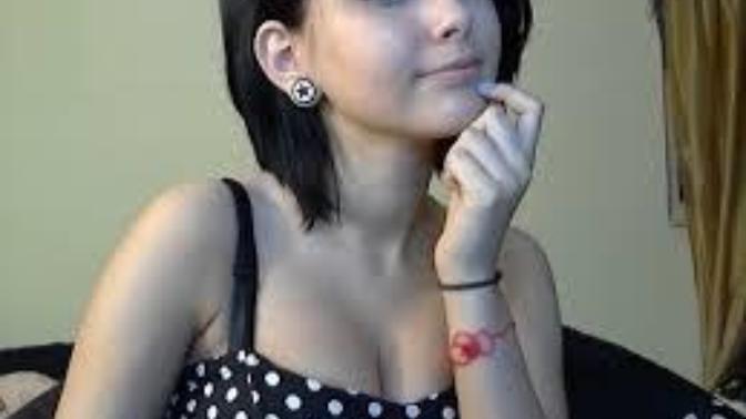 Guys, am I more stunning with short hair or long hair?