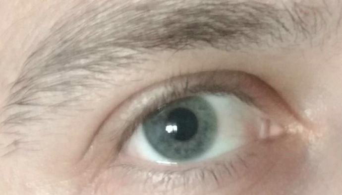Do you like the colour of my eyes??
