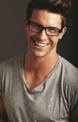 Do you like glasses on the opposite gender?