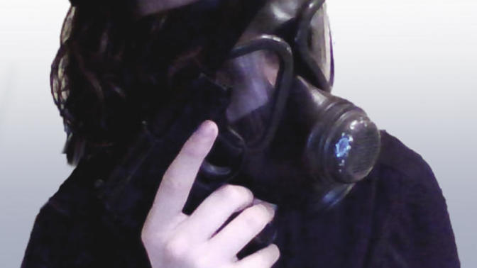Do I look good in this German M65 gas mask?