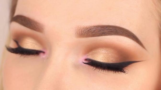 Do you prefer Natural Eyebrows or Drawn On?