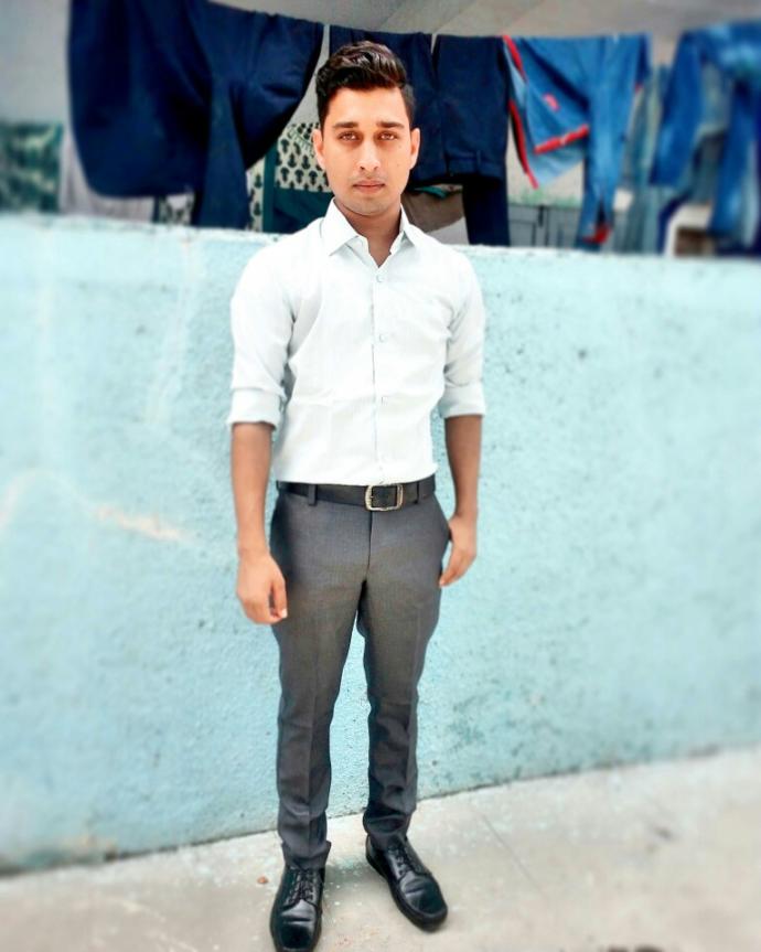 Girls which avatar of mine you choose CASUAL OR FORMAL?