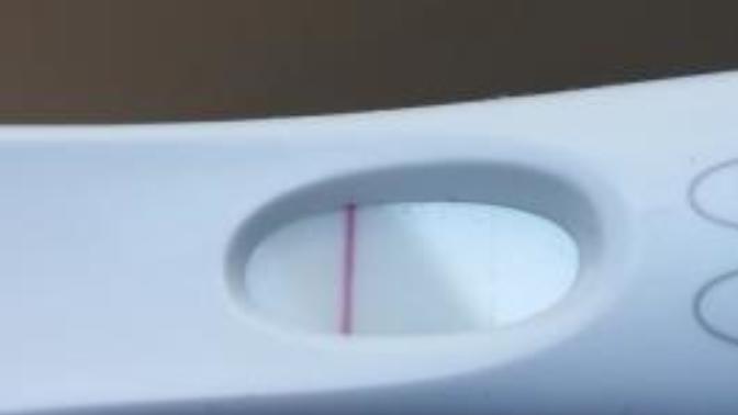 Does this look like a positive or negative pregnancy test?