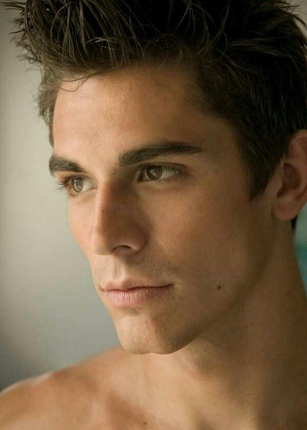 Facial hair preference??