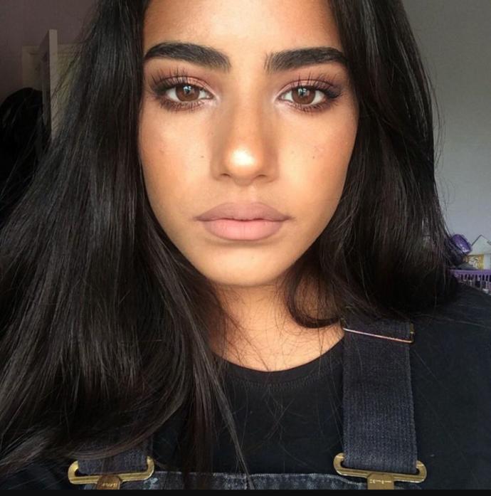 How do you like "Thick Eyebrows" in women?