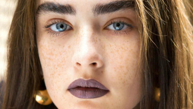 How do you like "Thick Eyebrows" in women?