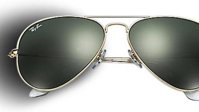 Which of the following sunglasses fits better?