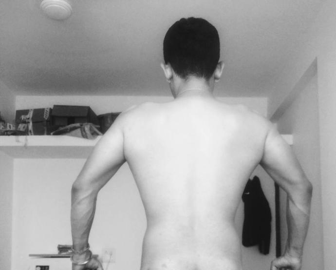 Do girls like the V shape Back..!!?? (I am trying to get it) would you find the current shape sexy..!!??