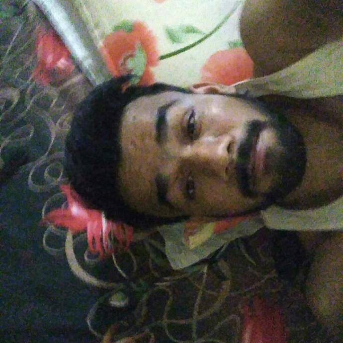 any Japanese girls here who likes Indian guys??