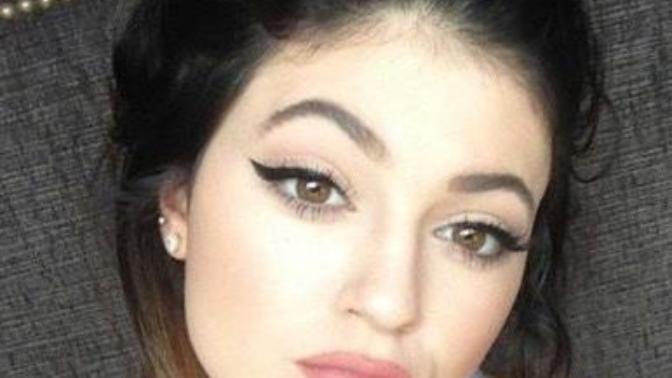 Men what's your opinion on eyeliner wings?