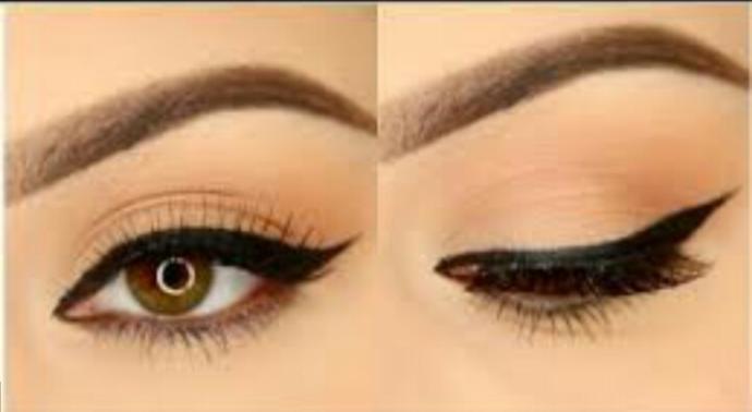 Do you like winged eyeliner on a girl?