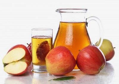 My boyfriend and I are having a debate! Apple juice or Orange juice?