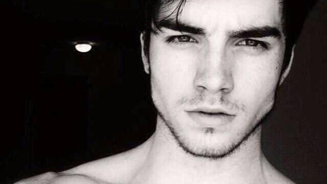 Are sharp jawlines attractive?