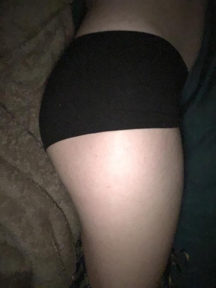 Does my ass or boobs look good?
