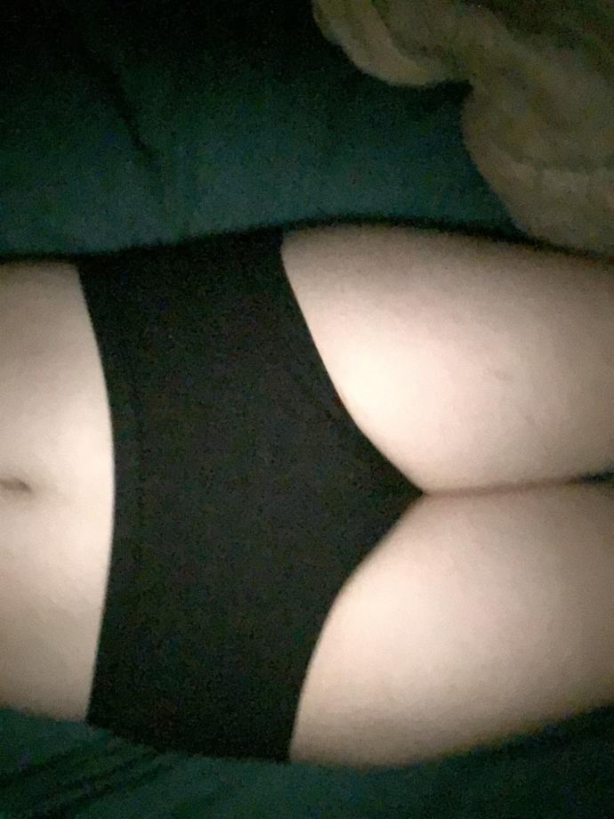Does my ass or boobs look good?