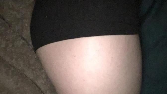 Does my ass or boobs look good?