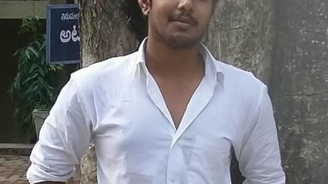 Girls, HOW HANDSOME DO I LOOK?