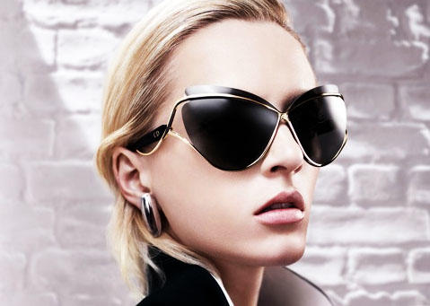 What's your favorite style of sunglasses?