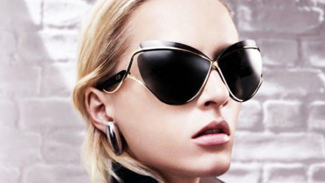 What's your favorite style of sunglasses?