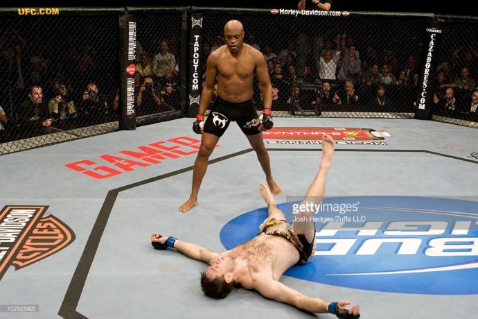 would girls date an MMA fighter?
