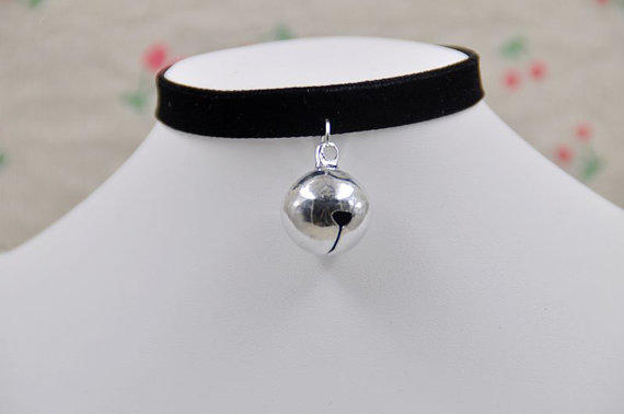 What do you think of this choker ? Yes or no ?